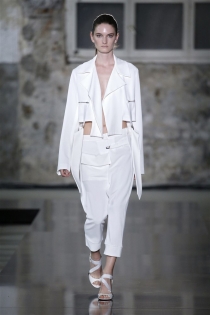 Txell Miras SS2018 32 CARLY MOORE
